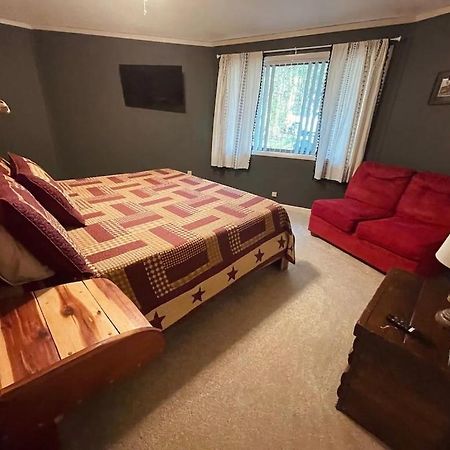 Cabin With Treehouse Views, 3 King Beds, 4 Bunks, And Large Hot Tub! Gatlinburg Eksteriør bilde